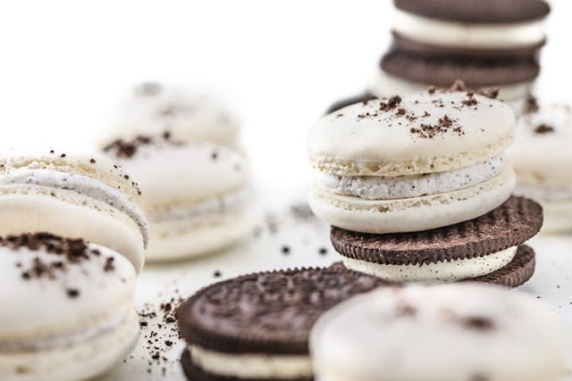 Oreo Macarons #cookies #desserts