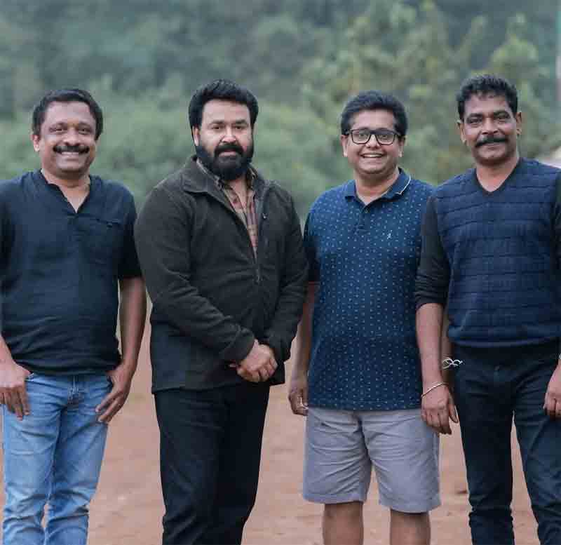 Jeethu Joseph, Mohanlal, Movie, Actor, Malayalam Film actor, Director, Writer, Producer, Photo Gallery, Jayaram Gallery, Mohanlal stills, Mohanlal Wallpaper, Mohanlal Images, Antony Perumbavoor, Mohanlal stills, Mohanlal images, Mohanlal pictures, Song, Recording, Mohanlal wallpapers, Cinema, Mollywood, Film, Jeethu Joseph Facebook Post, Jeethu Joseph With Antony Perumbavoor and Mohanlal.