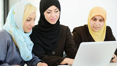 Inilah 3 Alasan Islam Tidak Melarang Perempuan Bekerja, Berkarir, dan Berbisnis