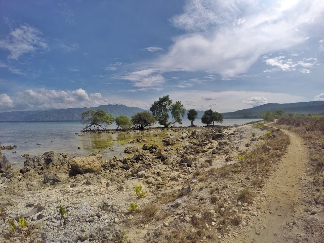 Perjalanan Menuju Pantai Sika