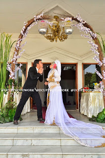 <Img src="paket-fotovideo.jpg" alt="paket foto video pernikahan murah jakarta" />