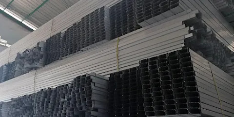 Tips Memilih Distributor Baja Ringan Makassar untuk Proyek Konstruksi Anda