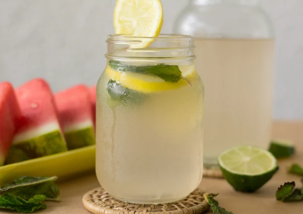 A refreshing mason jar with Jamaican lemonade.