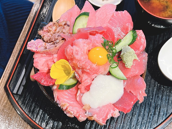 居酒屋 希SAKUのスペシャル丼