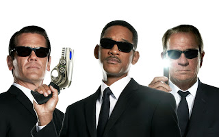 Men in Black 3 Josh Brollin Will Smith and Tommy Lee Jones HD Wallpaper