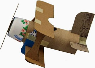  Cara Membuat Pesawat Mainan dari Kardus Bekas dengan Praktis Ide Kreatif, Cara Praktis Membuat Pesawat Dari Kardus Bekas