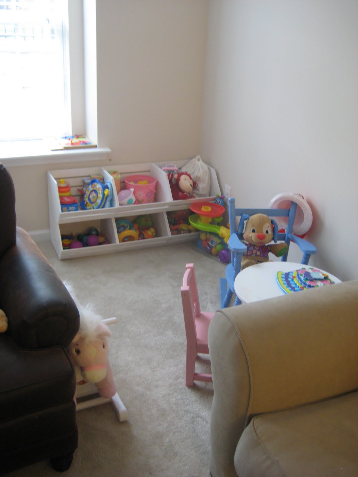 barn toy box woodworking plans