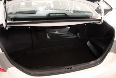 2010 Toyota Hybrid Camry Trunk