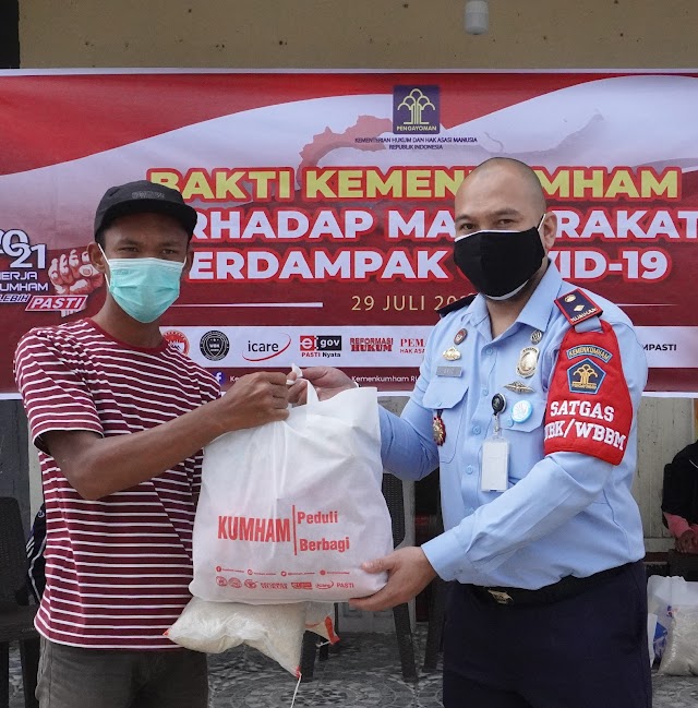 Kemenkumham Peduli، ‏Salurkan ‎46 ‎Ribu ‎Paket ‎Sembako ‎di  ‎Seluruh Indonesia ‎.