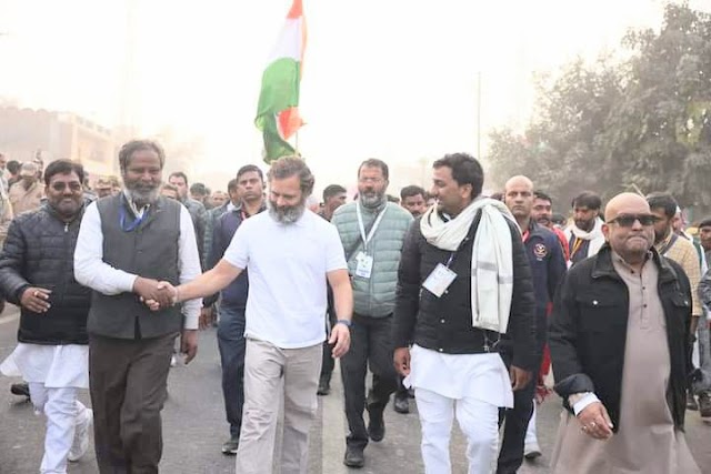 युपी पहुंची  कांग्रेस के पूर्व राष्ट्रीय अध्यक्ष राहुल गांधी की भारत जोड़ो यात्रा में जौनपुर के युवा नेता सत्यवीर सिंह ने भी किया क़दमताल।Don News Express