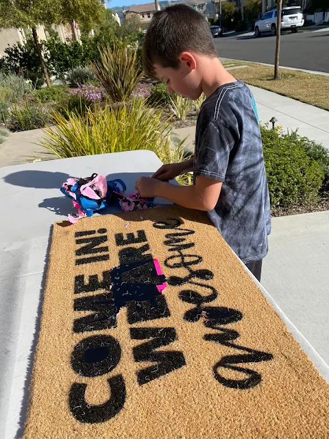 silhouette doormat tutorial, blank doormat, 15" silhouette cameo 4 Plus, Cameo 4, Can your use HTV on a doormat