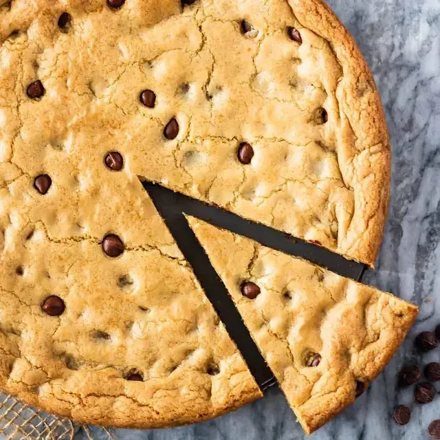 How To Make The Giant Stuffed Chocolate Chip Cookie at Home