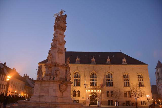 Budaest by night castle