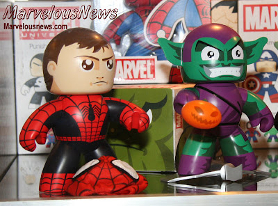 Marvel Legends Mighty Muggs - Unmasked Spider-Man with a Removable Cloth Spider-Man Mask and the Green Goblin Mighty Muggs