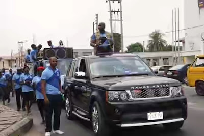 Lagos Pastor Got Tongues Wagging As He Stepped Out To Preach With Range Rover (PHOTOS)