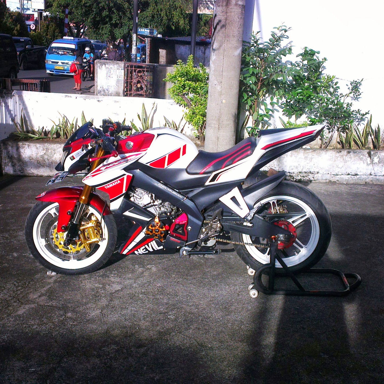 New Vixion Jadi Lebih Street Fighter Yamaha Vixion Modification