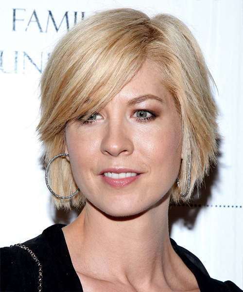 Jenna Elfman Hairstyle