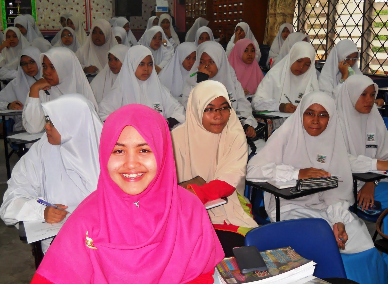 Soalan Fizik Spm Tahun-tahun Lepas - Kecemasan f
