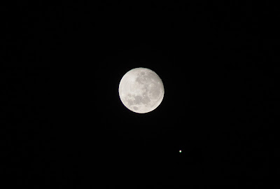 La luna y jupiter visto a simple vista acompañando 21 y 22 marzo 2016