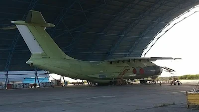 Transportflugzeug IL76