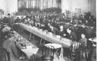 Simultáneas de ajedrez en el Casino de Manresa impartidas por Rafael Doménech en 1933