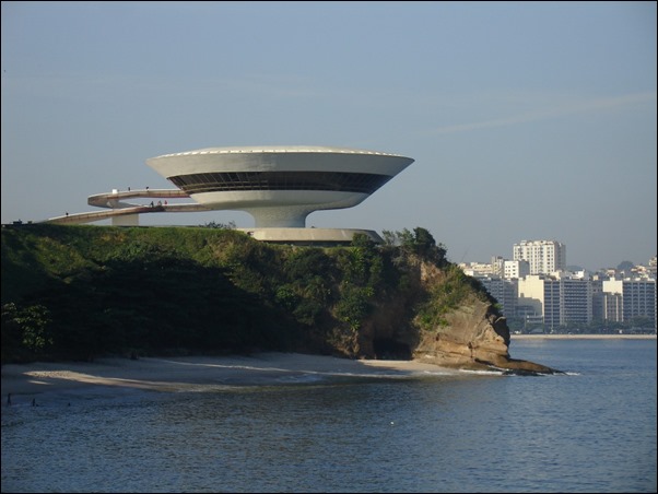 NiteroiMuseum02