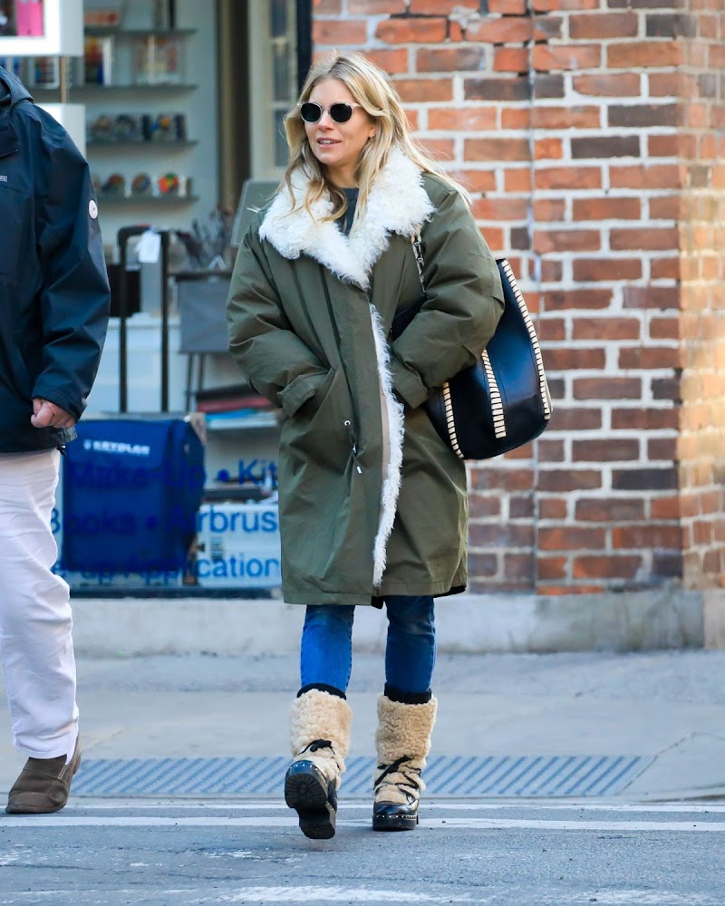 Sienna Miller Clicked  Outside in New York 21 Jan -20202