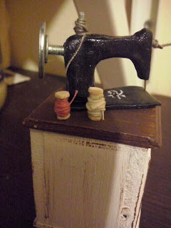 sewing machine polymer clay miniature 1:12 scale singer vintage