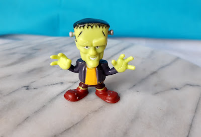 Mini boneco montado do Frankenstein da coleção revista recreio. 4 cm  R$15,00