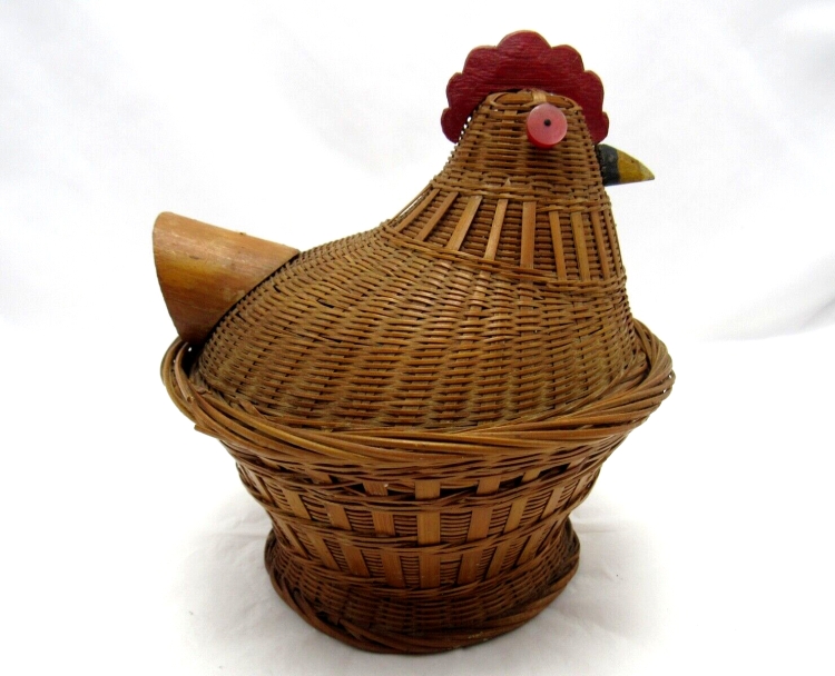 rooster woven basket