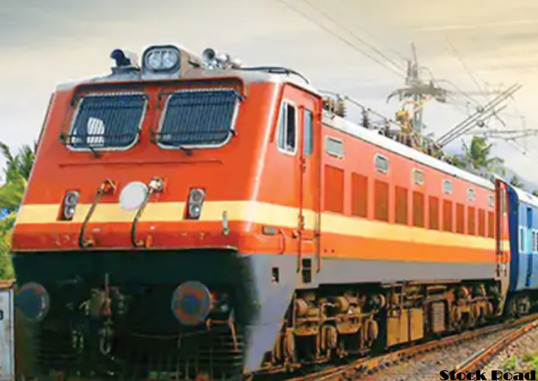 दक्षिण पूर्व मध्य रेलवे ने 1016 पदों पर भर्ती, 21 अगस्त तक आवेदन  (South East Central Railway recruitment for 1016 posts, apply till 21 August)