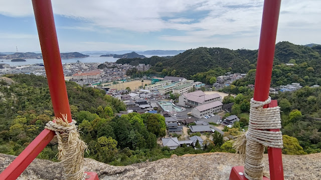 岡山県玉野市 広昌山 観音寺 天空の鳥居 お寺