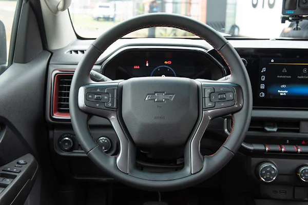 Novo Chevrolet S-10 2025 - interior
