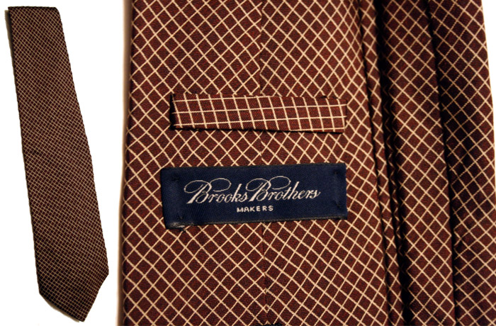 Brooks Brothers brown diamonds