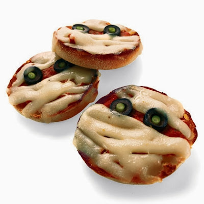  Surprise your family with these dressed-up, spooky-looking Pizza Mummies. Your kids will definitely love this recipe.