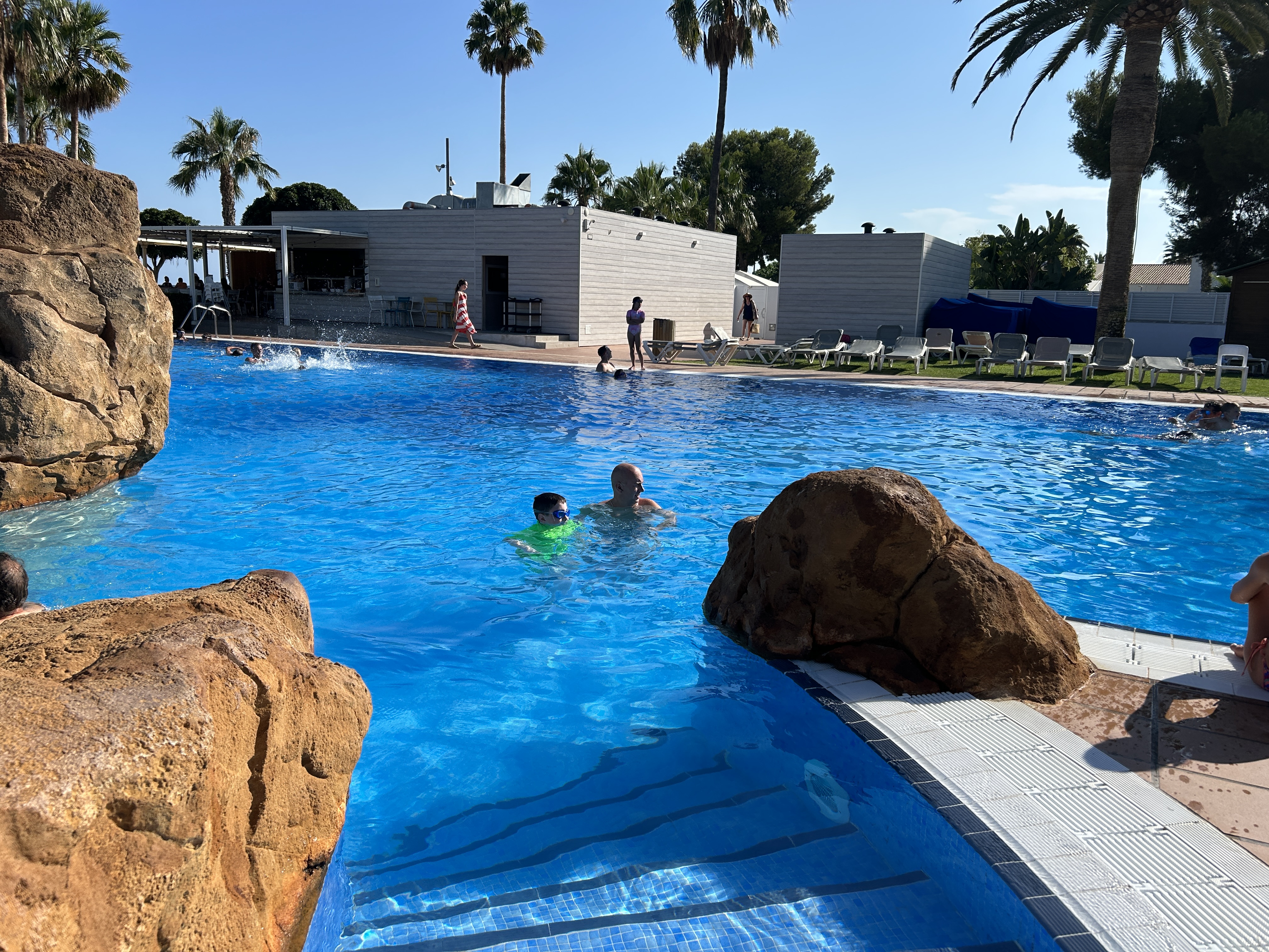 splash park pool at estival el dorado