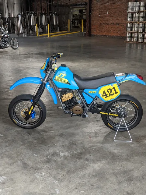 Bullet Bob Moto - IT200 Supermoto