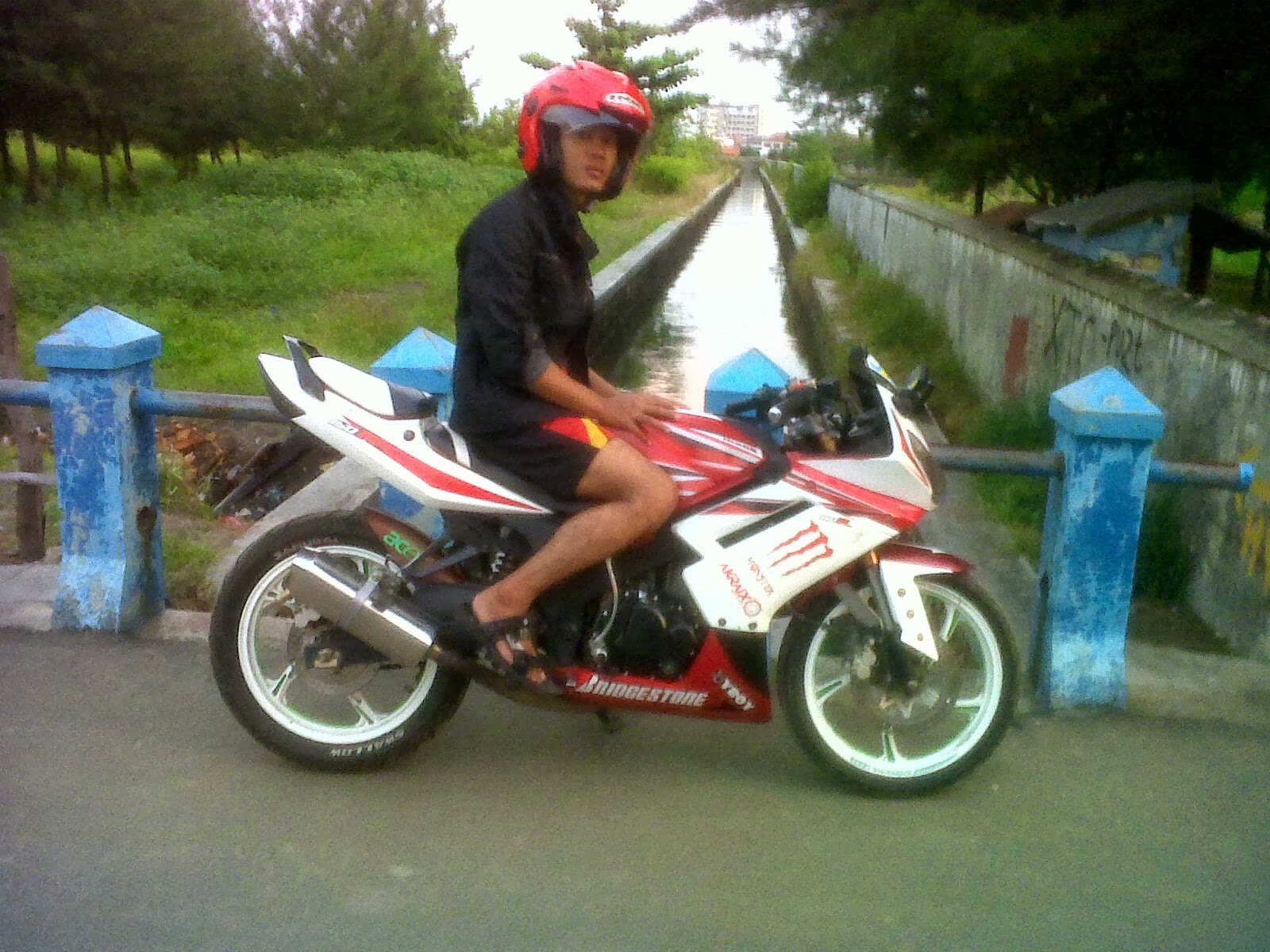 Modif Vix R150 Modifikasi Sport PATI