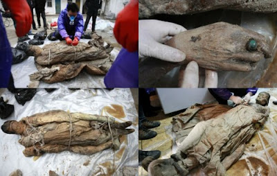 Penampakan Batu Akik Pada Mumi Berusia 700 Tahun