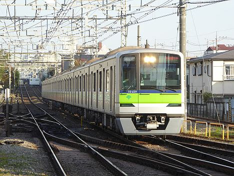 京王電鉄　快速　京王多摩センター行き18　都営10-300形370F・380F・390F・400F・410F・420F・430F・440F