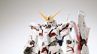 Seorang pria Jepang membakar rumahnya demi Gundam