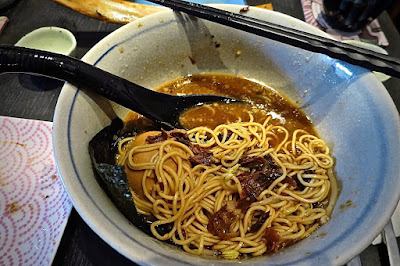 Sumo Bar Happy, ramen