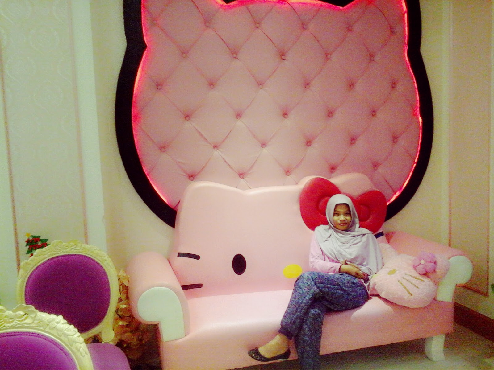 kamar tidur hello kitty terbaru<br />