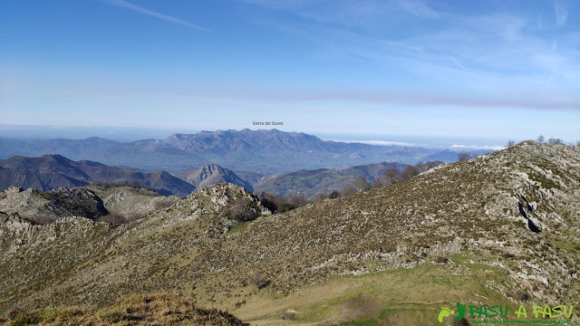 Vista del Sueve desde el Pico Cunio