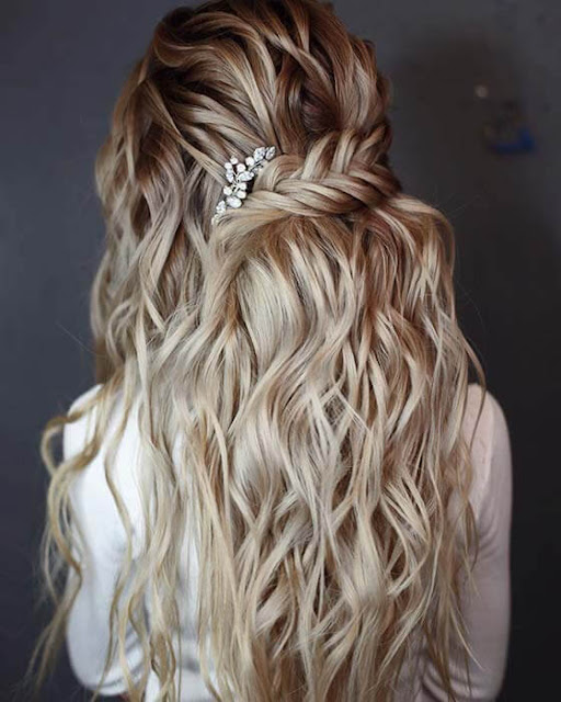 7. SMALL SIDE BRAIDED WITH WAVES