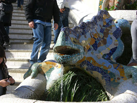 Gaudí dragon fountain in Park Güell