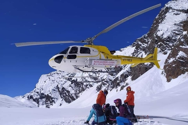 Heli skiing in Manali