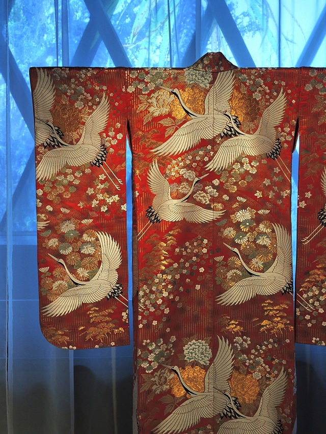 Parijs: Musée Quai Branly :  "Kimono" + vaste collectie