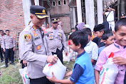 Kapolres Aceh Timur Peduli Anak Yatim, Janda dan Kaum Dhuafa