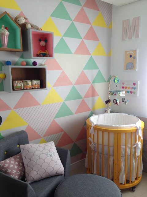 decoration- geometric- wall- painting-baby-room